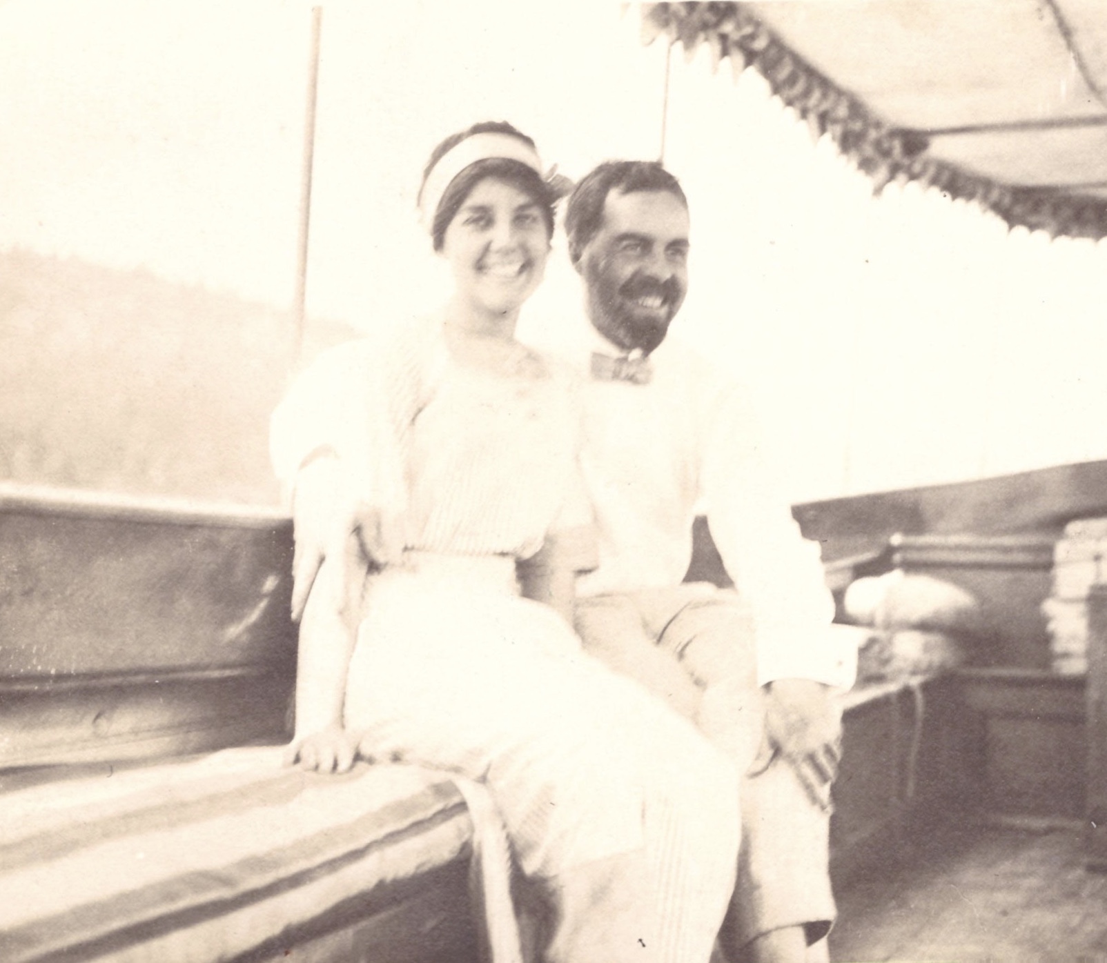 Mary and Gilbert Lewis on their honeymoon ca. 1912.jpg